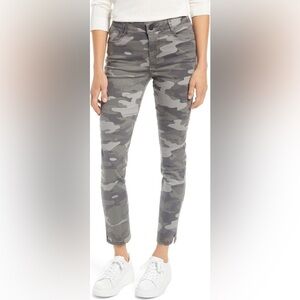 Ab'Solution Camo High Waist Ankle Skinny Pants
WIT & WISDOM